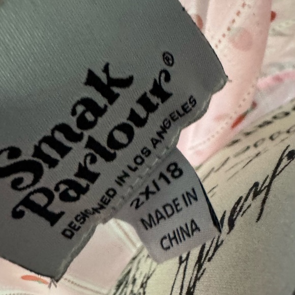 Smak Parlour Curve Pink Strawberries Stripe sheer Ruffle Blouse 2XL - Picture 7 of 7